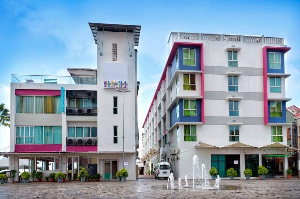 The Elopura Hotel Sandakan Exterior photo